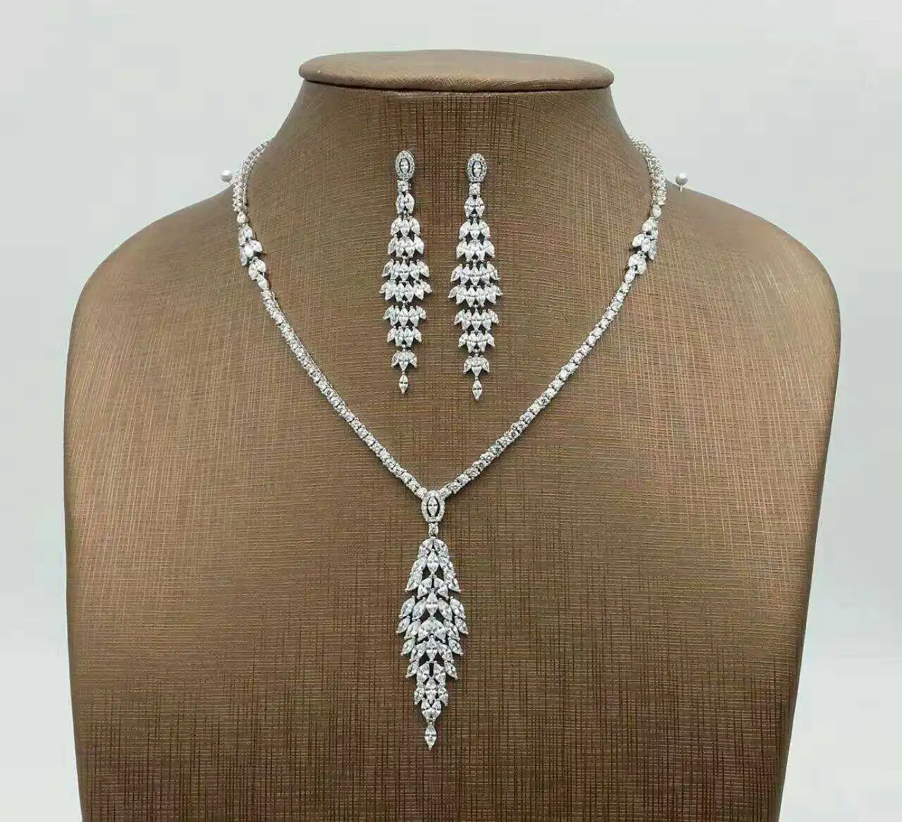  Zirconium CZ pierre mode collier boucles d'oreilles ensemble accessoires mode femme bijoux