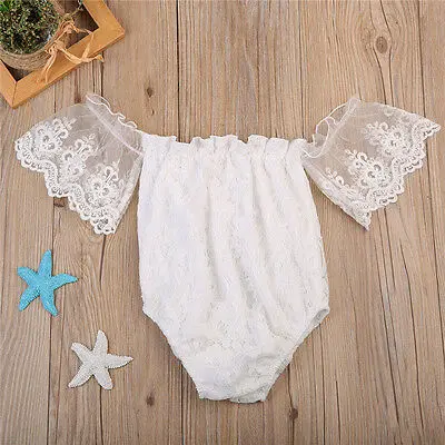 

Solid Off the Shoulder Short sleeve Lace Bodysuit For Baby Girl