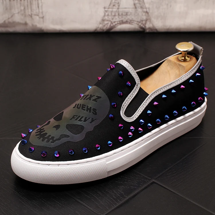 

Man Fashion wild Designer Casual Shoes Men Sneakers Sequined Chameleon Luminous Rivet Reflective Glare Night Running Safe Shoes