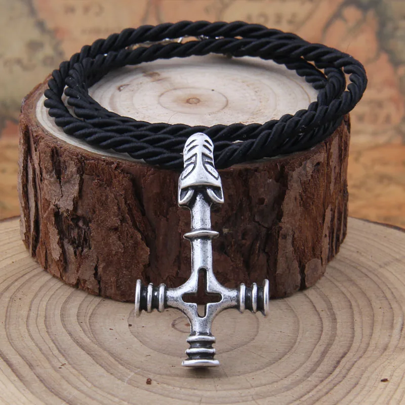 Hot New Style Viking Jewelry Wolf cross Necklaces &Pendants Triquetra Silver Color Metal Chain Gift For Women And Men