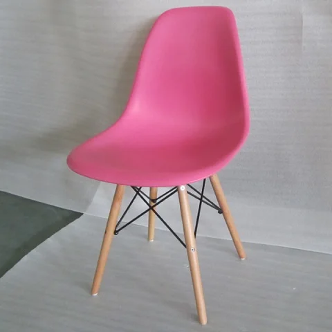 Обеденный стул полимерная мебель современный популярный пластиковый стул Досуг композиция из синтетической смолы и твердой древесины ножки 4 шт - Цвет: pink