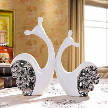 

Jingdezhen Ceramic Handicrafts Household Ceramic Ornaments Wedding Gifts Electroplating Snail wedding gift Home decoration