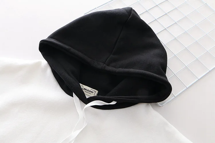  Sweatshirts female cartoon color matching black and white cat eat fish embroidery Female easing stu