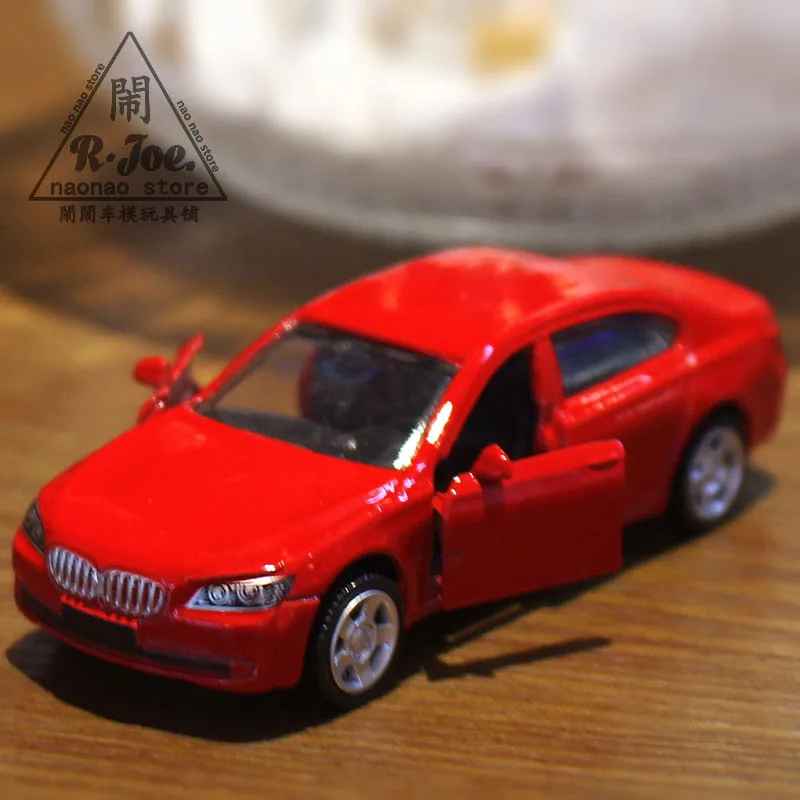 1: 64 сплава модели автомобиля спортивный автомобиль серии BM 760Li дети как подарок