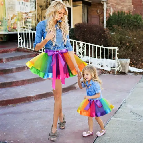Одинаковые комплекты для семьи детские юбки для мамы и дочки 7 стилей, Радужный принт, юбка-пачка с высокой талией и бантом вечерние платья для взрослых, один размер - Цвет: Rainbow