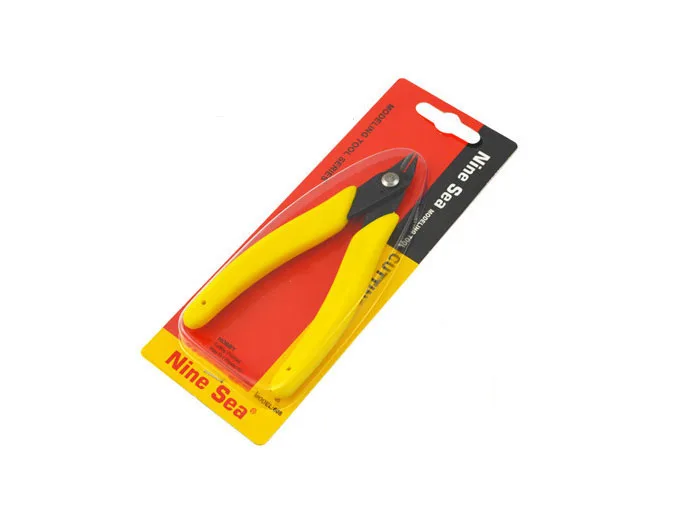 

Model tool used Diagonal pliers Model cutting pliers