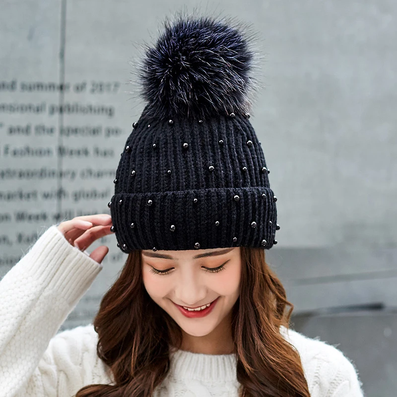 HT2022 High Quality Women Winter Hat Thick Warm Beanie Women Big Fur Pompom Ball Skullies