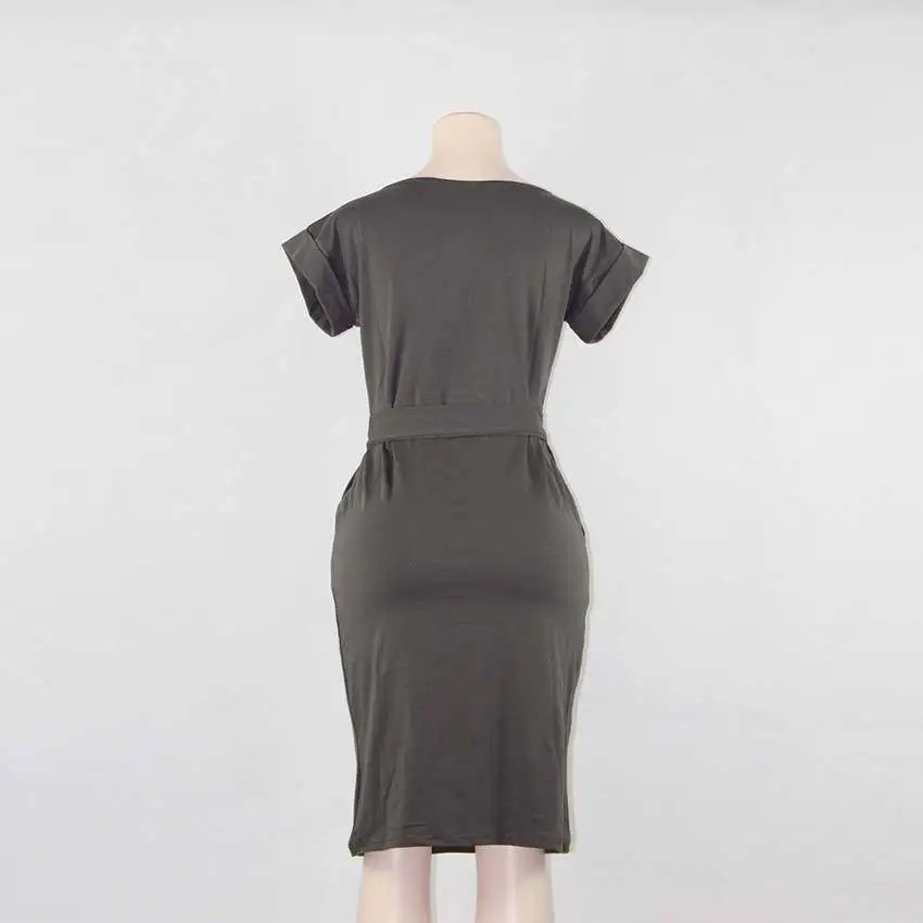 DRESSES (19)