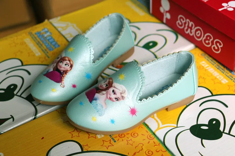 Новинка года; повседневная кожаная женская обувь для студентов; обувь принцессы Анны и Эльзы; детская танцевальная Рождественская лодка; розовые детские кроссовки