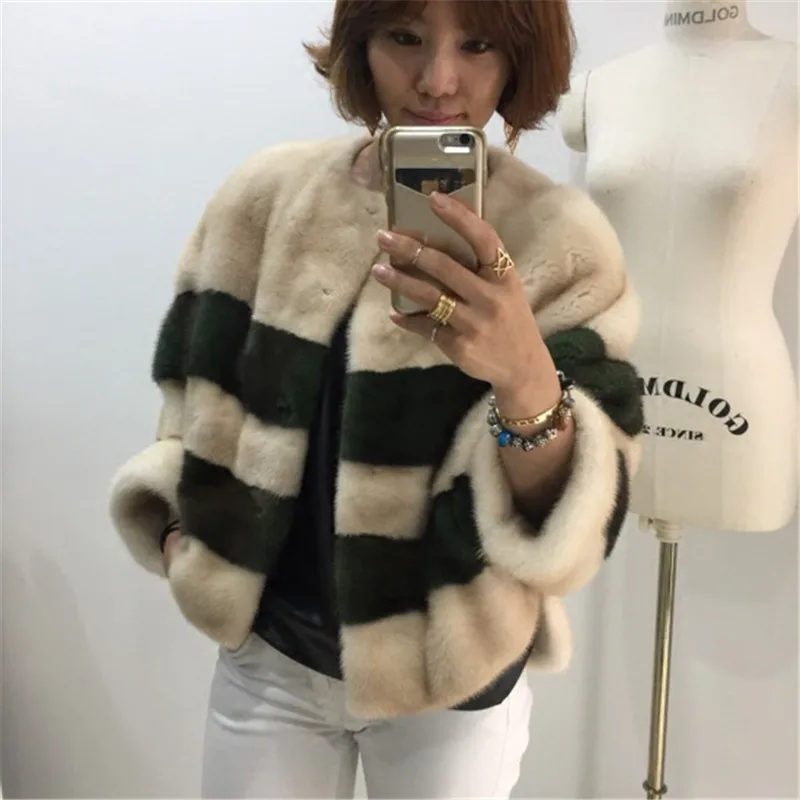 CHEWIES 2018 Autumn And Winter New Fashion Slim Mink Coat Women Nature Real Fur Coats Short Mink Fur Jacket O-Neck Fur 10.16