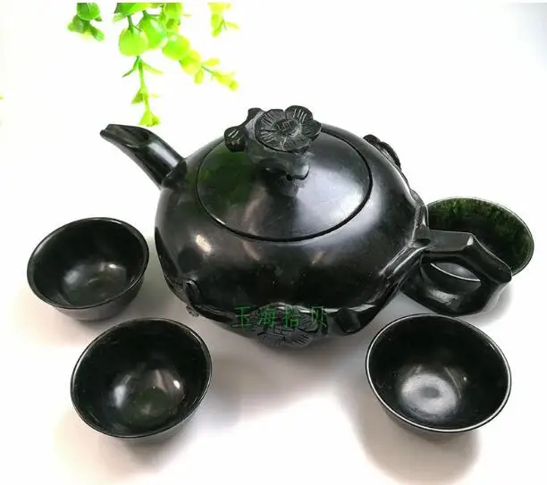 Chinese kung fu tea tea with natural jade teapot and tea cup A set