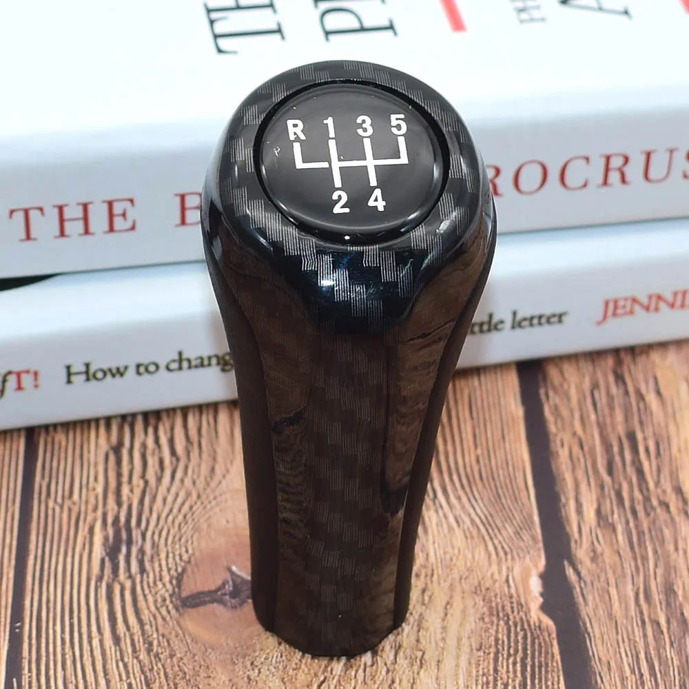 Carbon Fiber Matte Chromed Gear Shift Knob for BMW E46 E53 E60 E61 E63 E65 E81 E82 E83 E87 E90 E91 E92 1 3 5 6 Series X1 X3 X5 - Название цвета: 5 Speed-T04