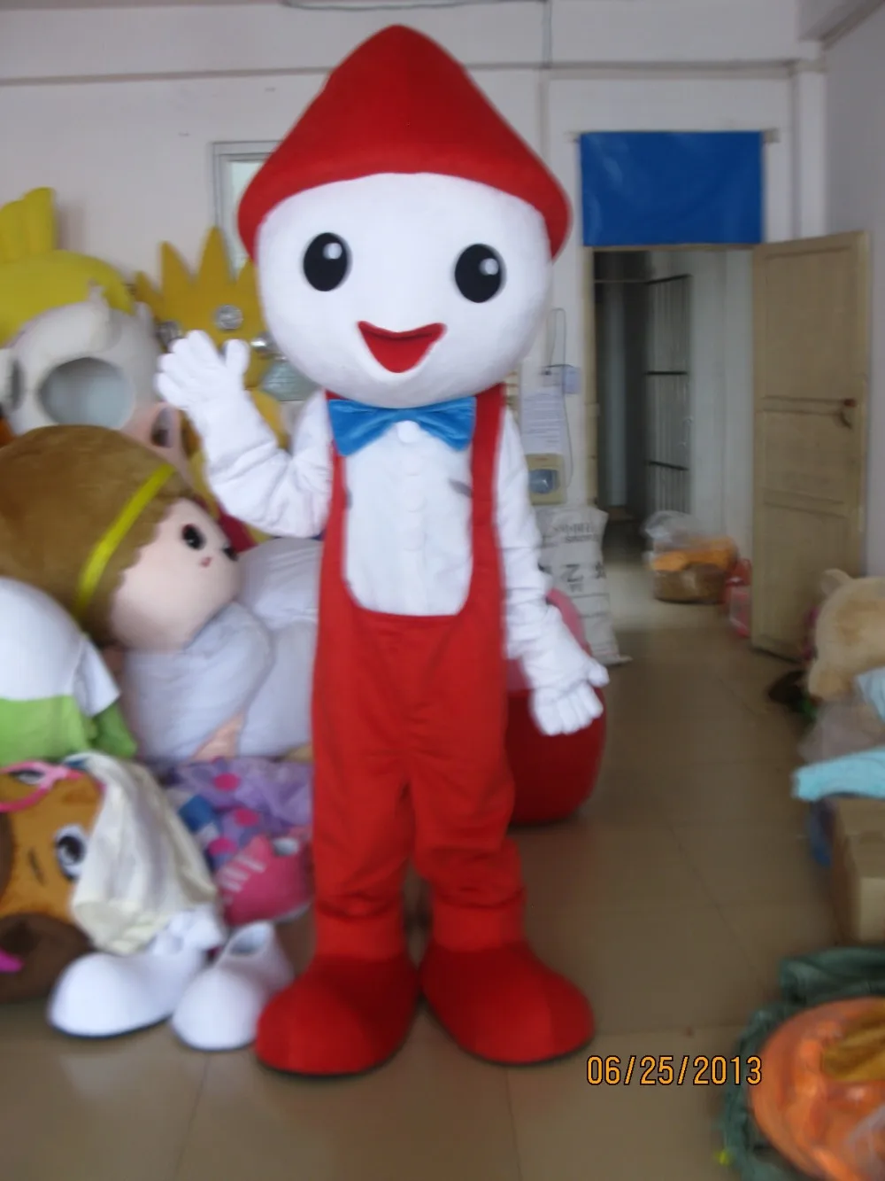 

New arrival Adult Moive character cute red hat man Mascot Costume fancy dress party costumes