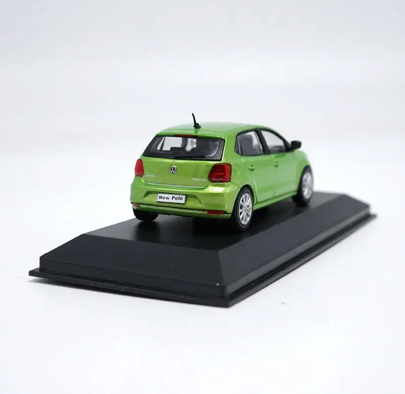 Модели легкосплавных автомобилей 1:43 новые модели Polo с высокой имитацией