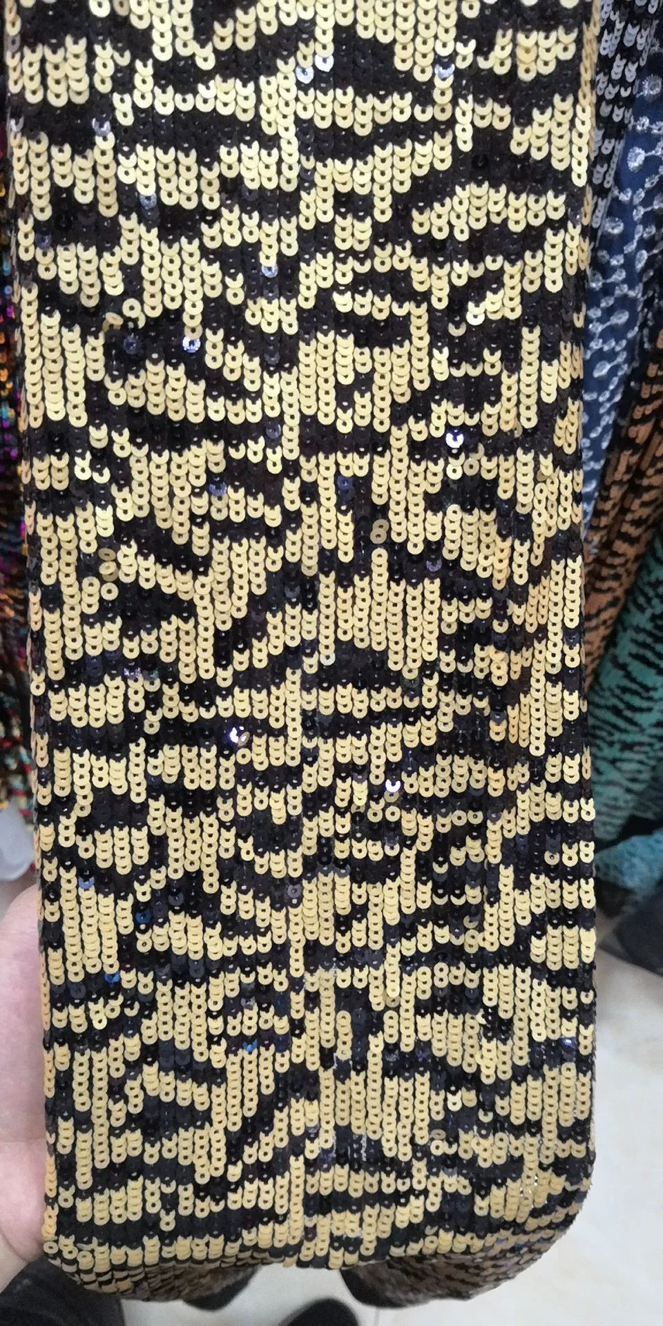 leopard-sequined-fabric (6)