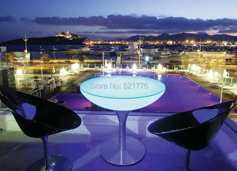 07-07-02-LED-Lounge-75-Outdoor-LED-Balcony-72dpi-1030x743
