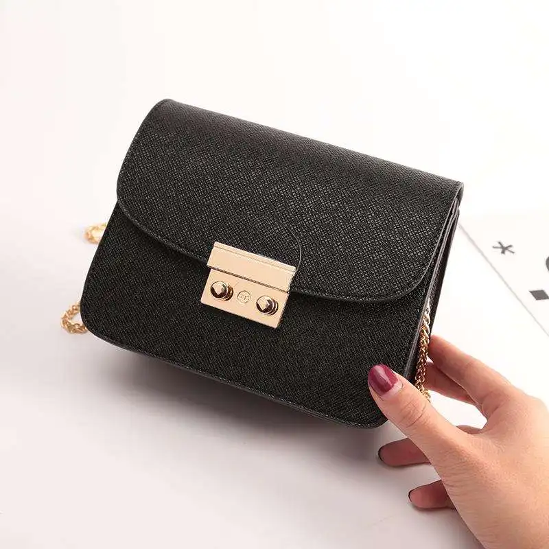 

New fashion women handbags, simple retro Korean version shoulder bag, chain woman square bag red black green