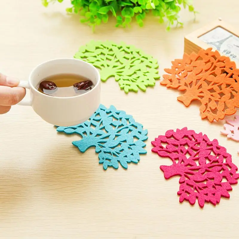 

2 Pcs/lot Hot Sale Papel Rendado Placemats Table Mat Han Edition Home Felt The Tree Modelling Cup Mat/insulation Pad