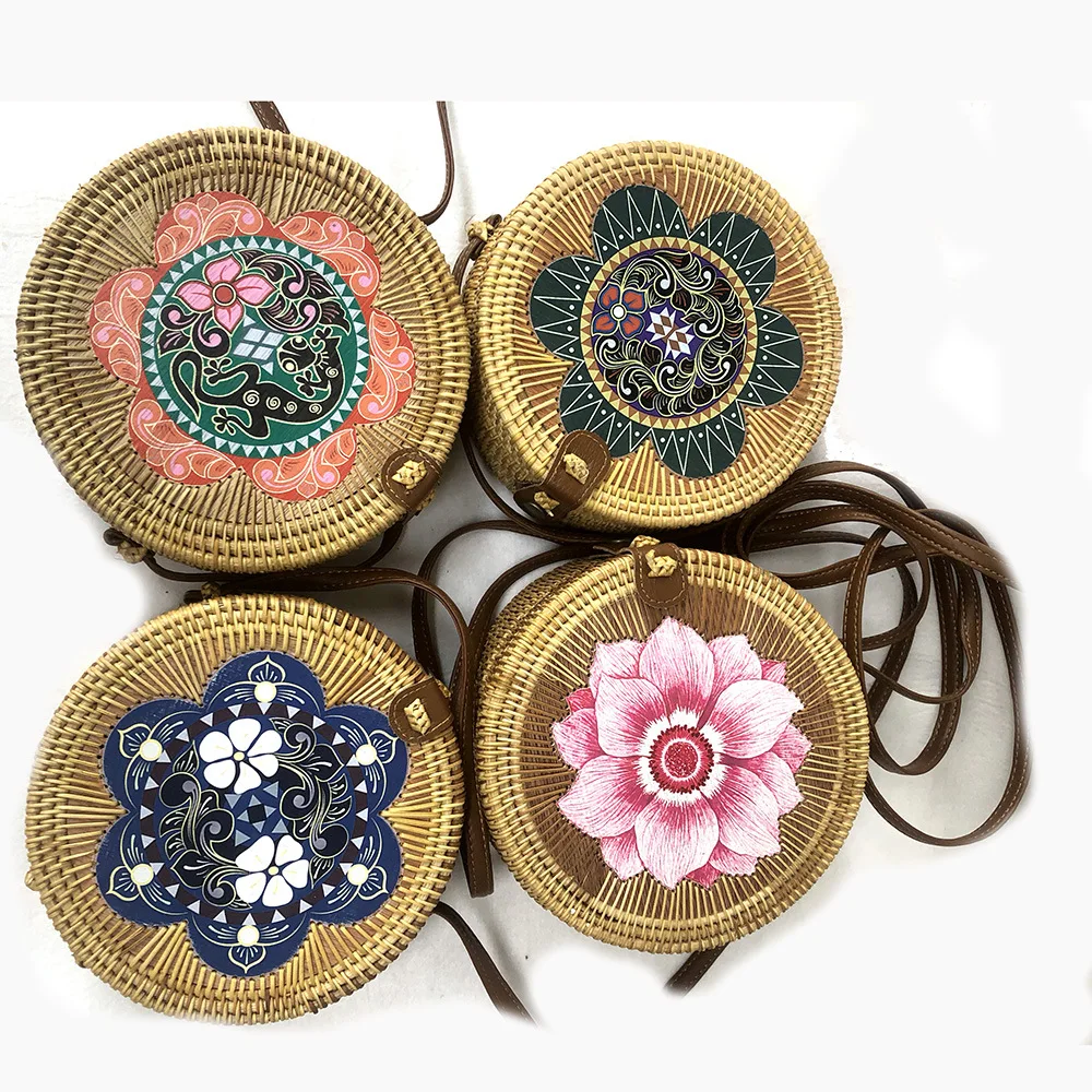 

Handmade Woven Beach Circle Bohemia Handbag Round Multi Style Vintage Handmade Rattan Woven Shoulder Bag Women Cosmetic bag