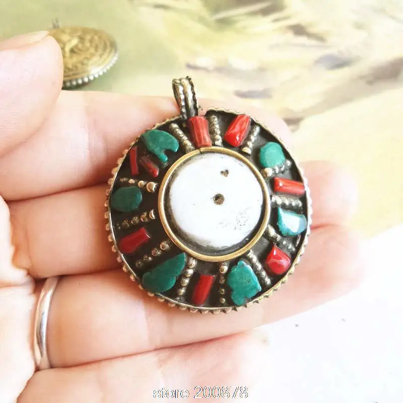 Old Tibet Tibetan Buddhist Conch Shell Pendant Amulet