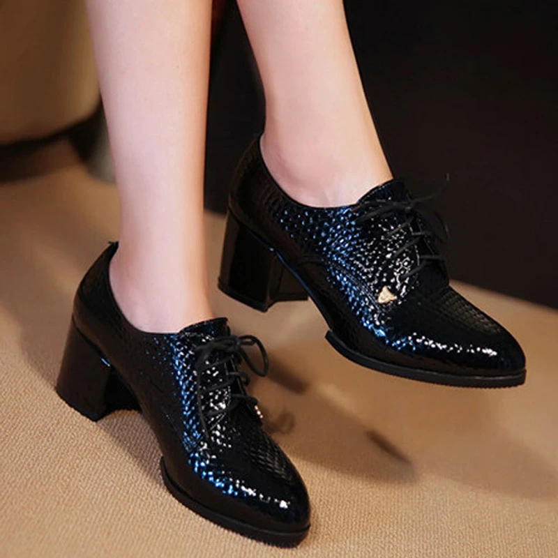 chaussures crocodile femme