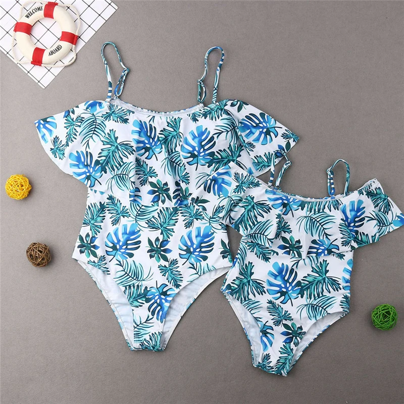 

Family Matching Swimwear Off Shoulder One Piece Swimsuit Floral Mom Daughter Clothes Family Outfits Bikini Set Matching Swimwear