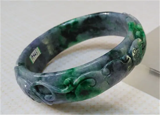 

A463 VINTAGE HAND-CARVED CHINESE GREEN PURPLE JADEITE JADE BANGLE BRACELET 57MM a 5.19