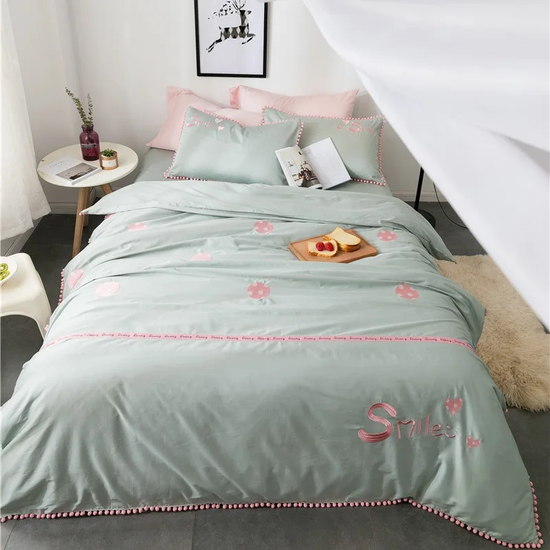 

Simple And Fresh Style 60S Long-Staple Cotton Embroidery Bedding Set Duvet Cover Bed Linen Bed sheet Pillowcases King Queen 4pcs