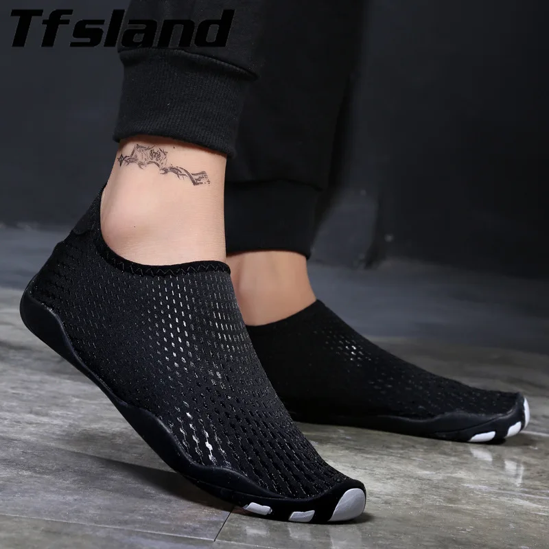 Tfsland пары болотных обувь Для женщин Для мужчин дышащие пляжные сандалии быстросохнущие Йога Спортивный дайвинг обувь мягкие Быстросохнущие кроссовки