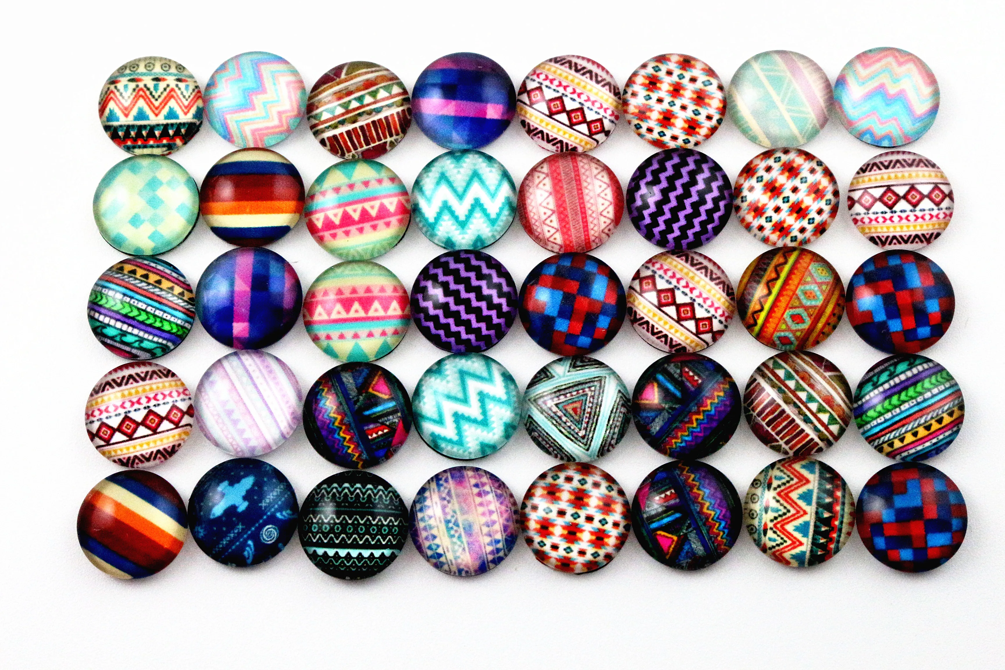 

Hot Sale 50pcs 12mm Mixed Handmade Photo Glass Cabochons (D5-01)