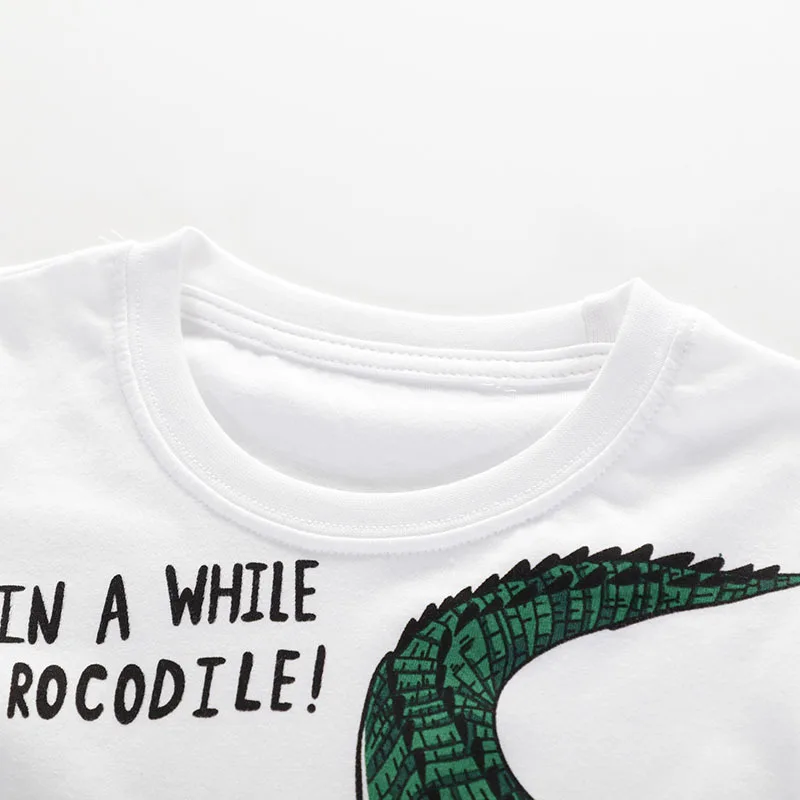 Новая летняя детская футболка с короткими рукавами футболки с принтом «крокодиловая кожа» для мальчиков Топ с круглым вырезом в полоску, хлопковая детская одежда
