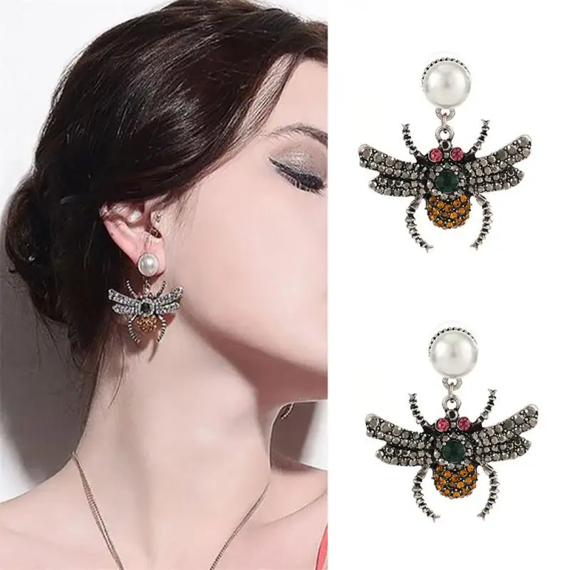 

Cute & Chic Imitation Pearl Crystal Bee Earrings New Trendy Women Vintage Drop Earrings Fashion Insect Rhinestones Party Jewelry
