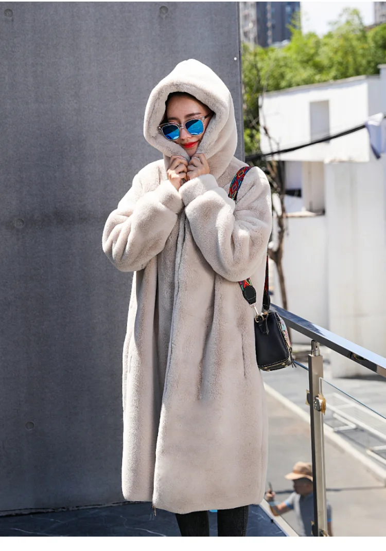 Зимняя новая Корейская версия длинного пальто из искусственного меха с капюшоном, утолщенное пальто свободного кроя из искусственного меха кролика рекса для женщин