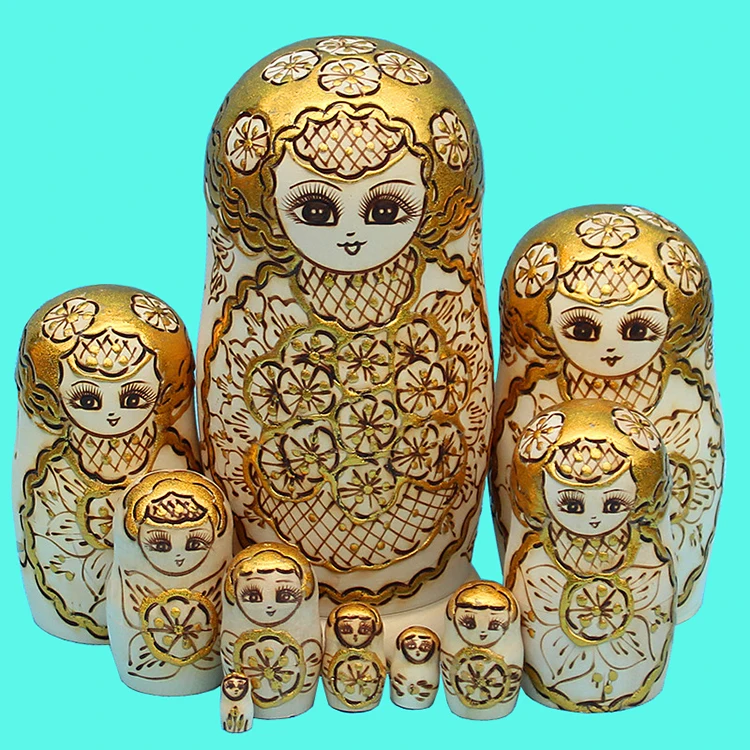 russian nesting dolls in russian