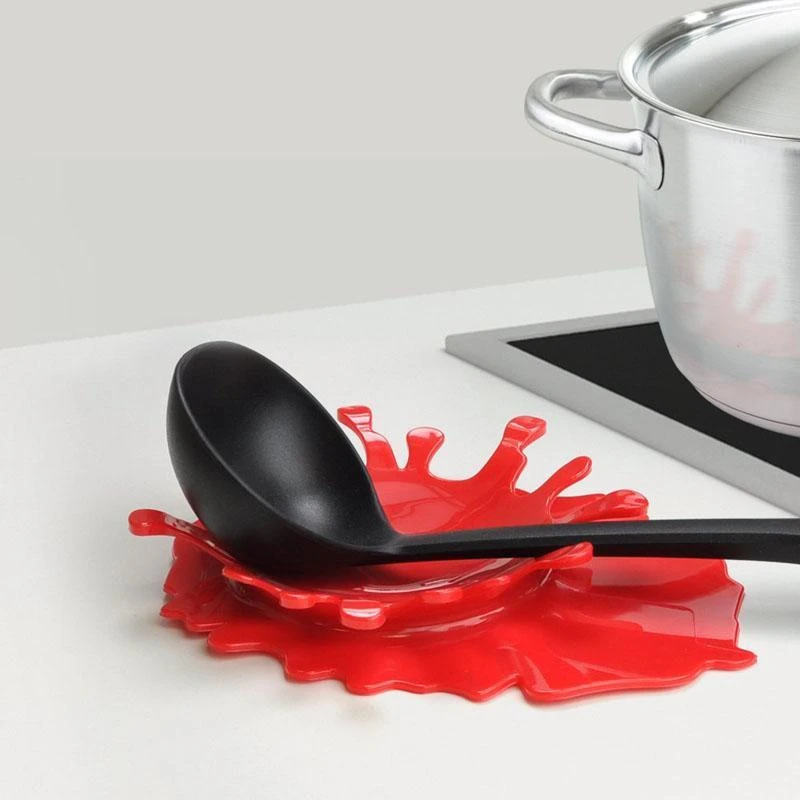 Creative Splattering Blood Shaped Spoon Holder Tomato Sauce Cup Rest Kitchen