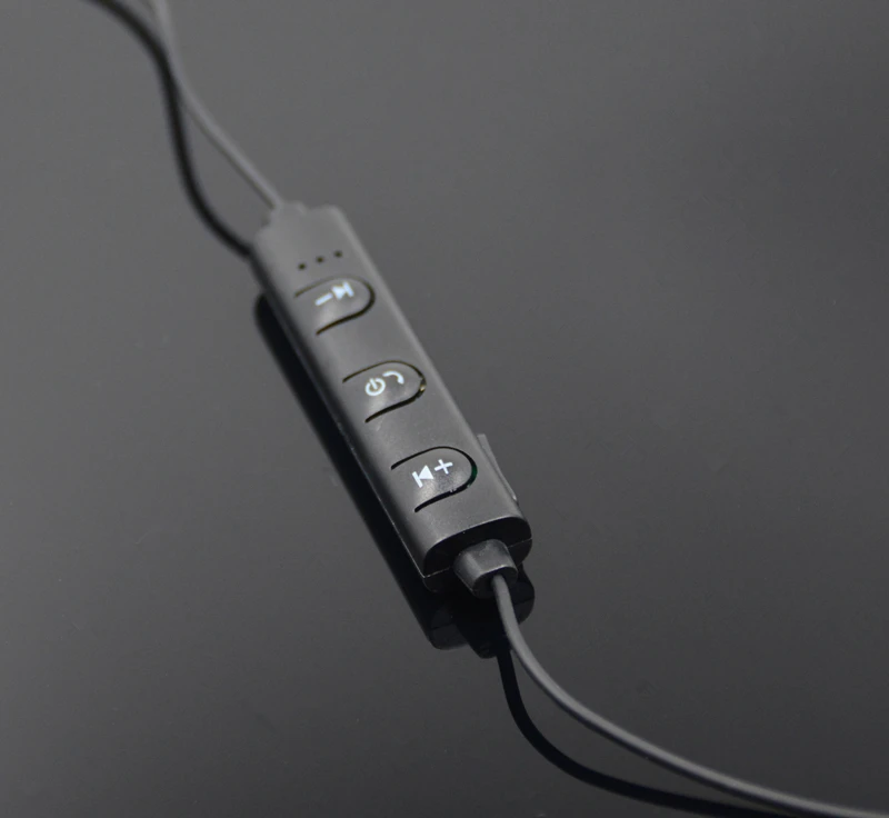 M & J 820 половина вкладыши беспроводной Bluetooth наушники Магнитная стерео наушники для занятий бегом гарнитуры с микрофоном для IPhone Earpod samsung Xiaomi