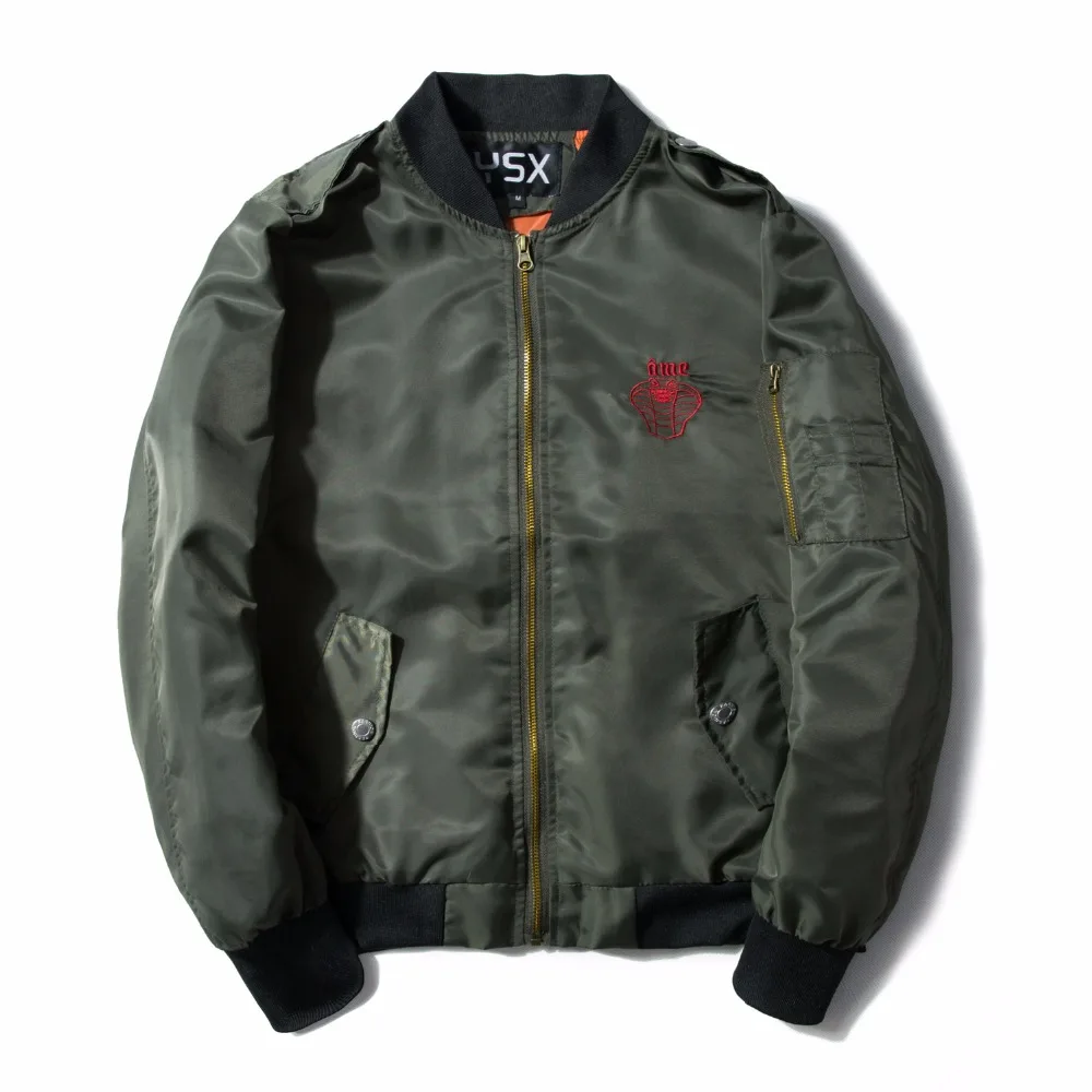  2018 Men's Military Flight Bobmer Jacket Fashion Design Embroide Serpentine Spring Jacket Coat Men'