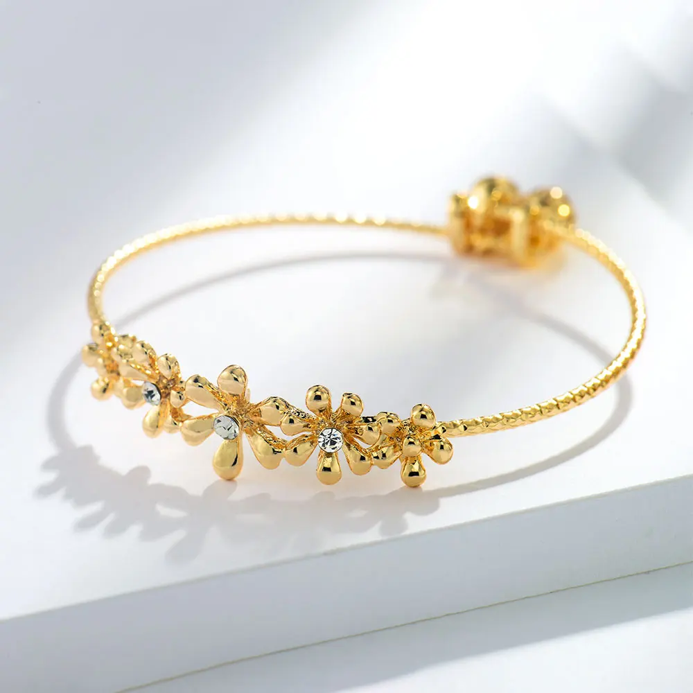 

QGGLE Bangle For Children Gold Color Flower Sweet Girl Bracelet