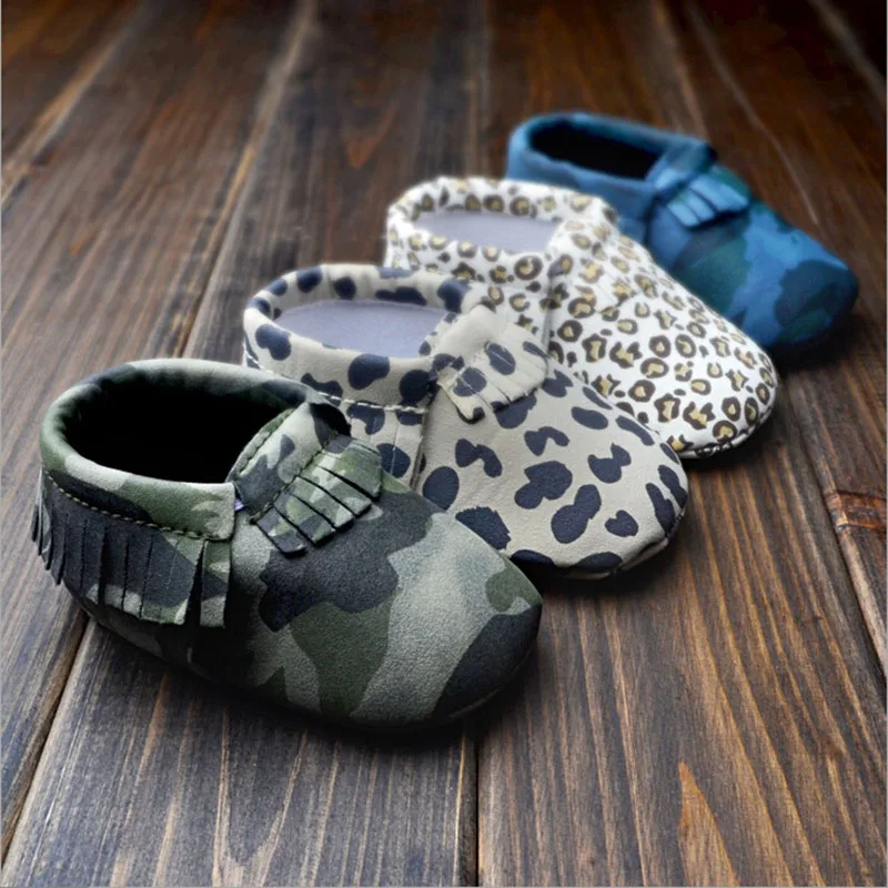 Высокое качество с бахромой коляска младенческой малыша обувь для новорожденных обувь детская кроватка Bebe Мокасины Мягкие Moccs обувь для