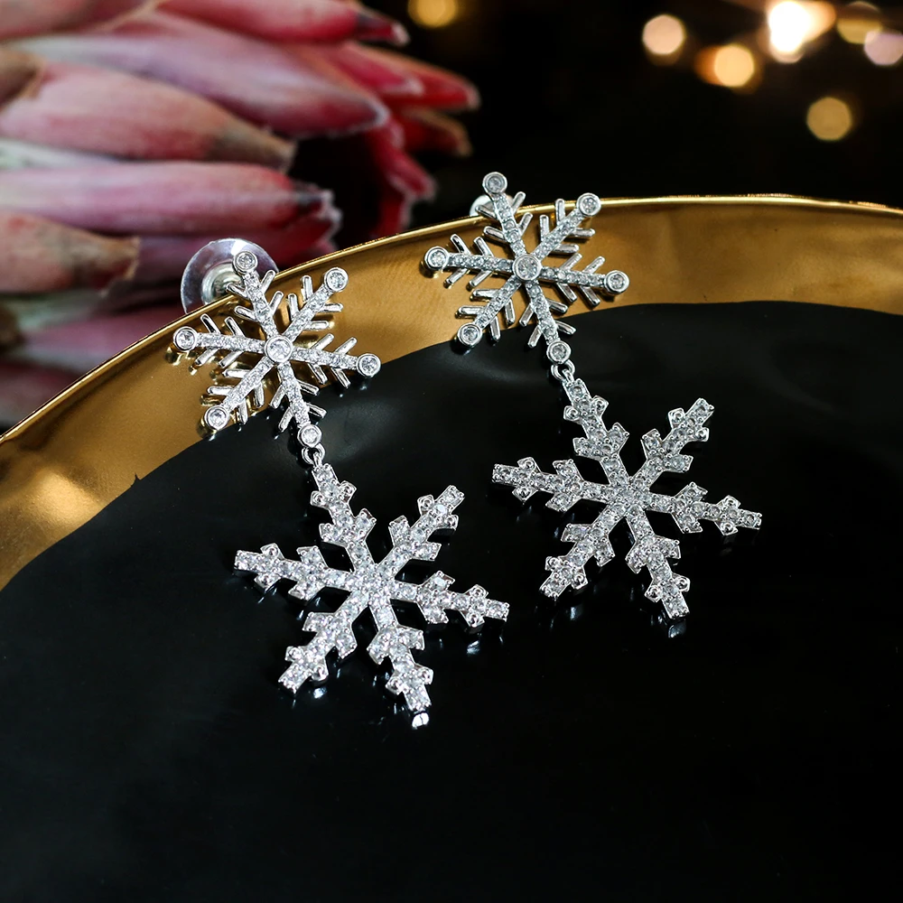 

Pendientes cristalinos del copo de nieve de la manera pendientes de las senoras mujeres de las parejas regalos