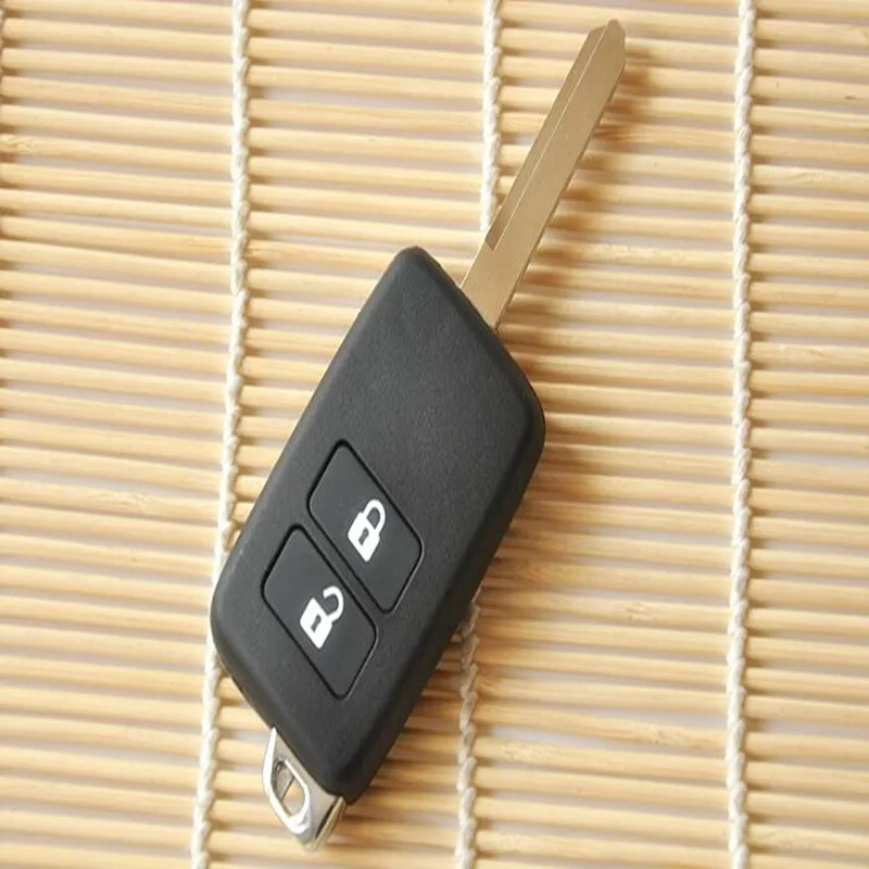 

DAKATU New 2 Buttons Modified Flip Folding Remote Car Key Shell Case Blank For Nissan Succe Remote shell