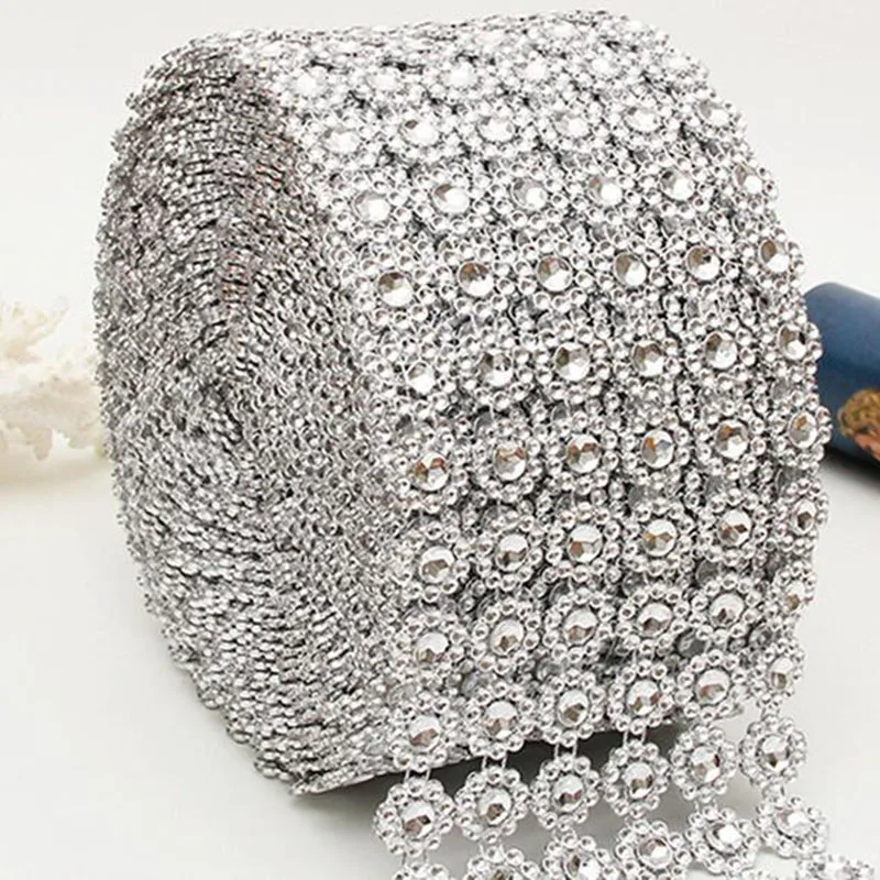 Fdit 9 m 24 Righe di plastica Artificiale Scintillante Glitter Diamante Maglia Nastro per la Decorazione del Partito Cucito Artigianale Fai da Te(Red