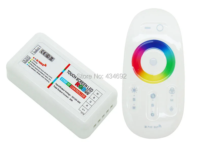 Touch Panel led Controller. Дистанциооное управление оснащено сенсорным дисплеем.