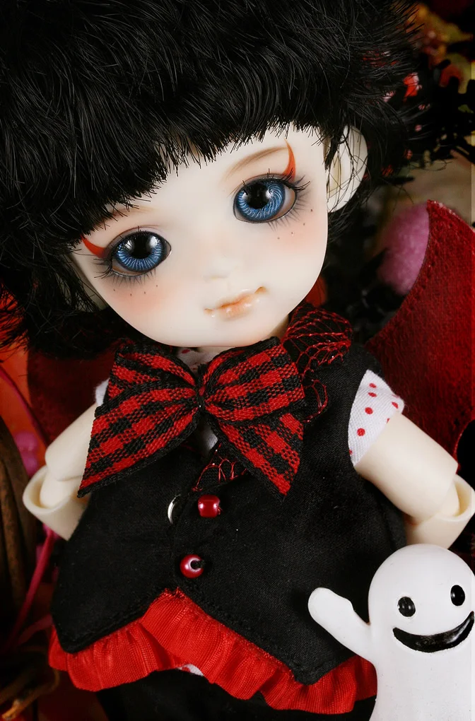 

Бесплатная доставка! В комплекте макияж и глаза! Высокое качество 1/8 bjd lati Byurl Базовая красная маленькая демоническая Кукла Детская Изысканная игрушка подарок для взрослых и детей
