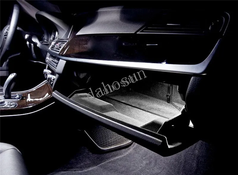 BMW-glove-box-lamp4