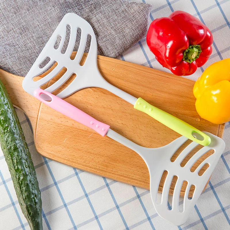 2.4  Silicone Cooking Utensils Large Size Turners For Fried Steak Shovel Long Handle Slotted Turner Spatula Kitchen Tools
