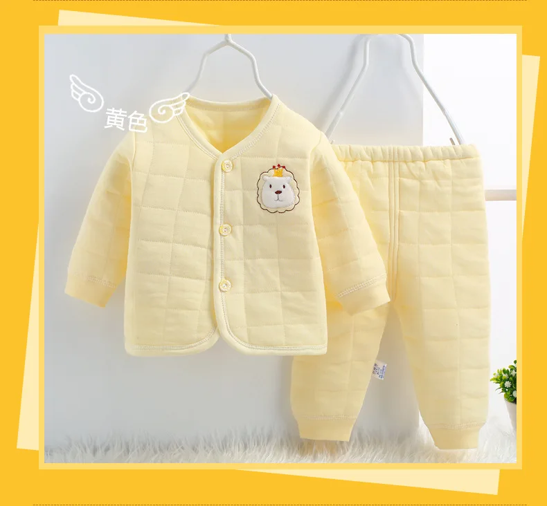 The newborn's thermal underwear set, with a cartoon top.