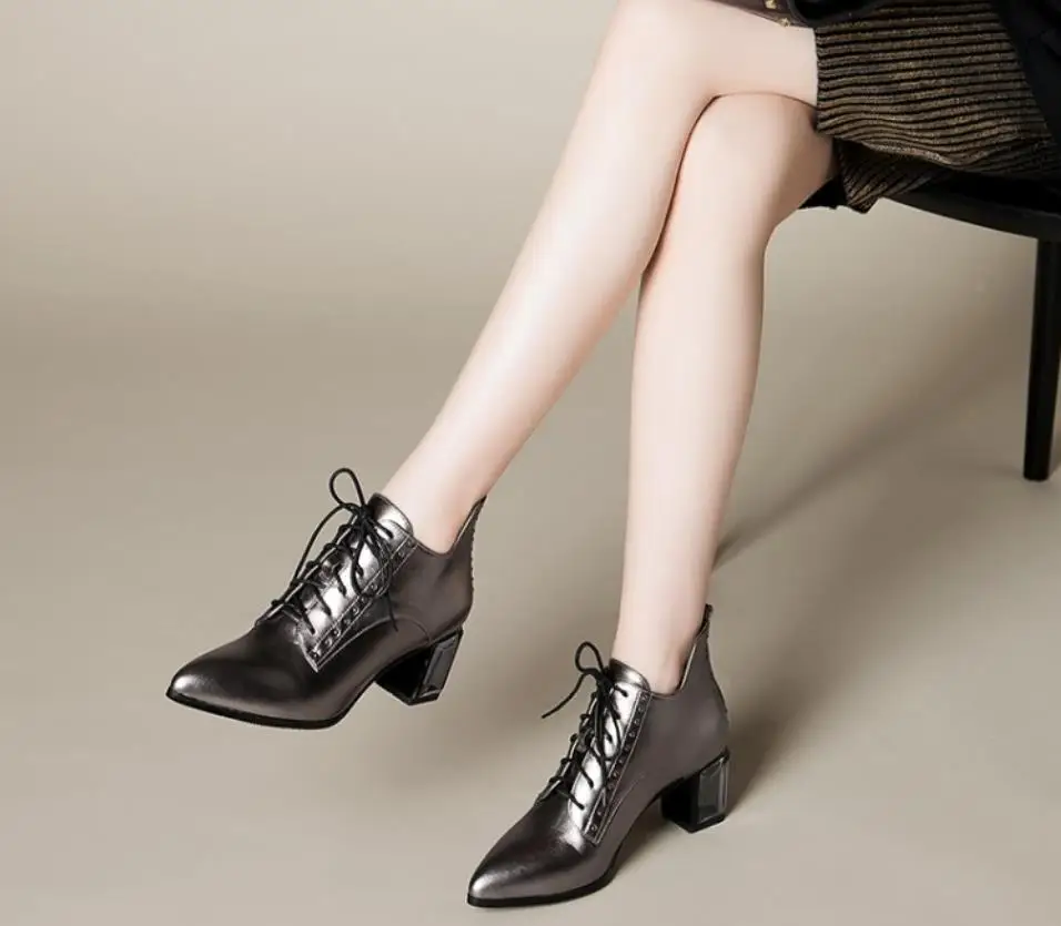 

Europe and the United States 2018 Spring and Autumn leather high heels pointed thick heels with Martin boots British style shoes