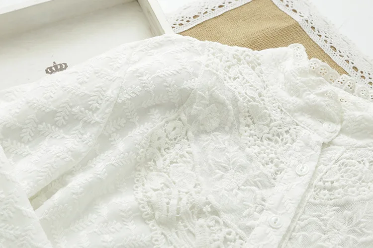 Stand-Collar Long-sleeved Flower Embroidery Lace White Shirt New Fall Mori Girl Cotton Women Long Loose Blouse Tops T77911 Blouses