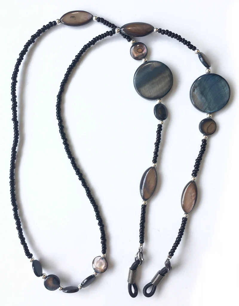 Black Beaded Glasses Chain detail (2)